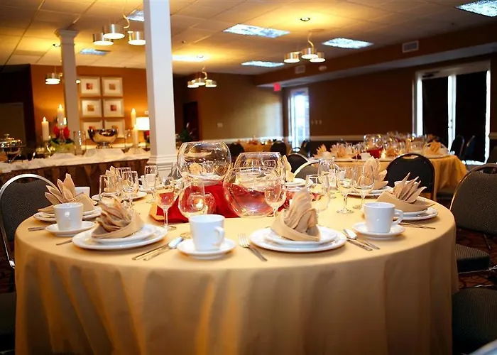 Western Mall Hotel&suites Hotel 3*