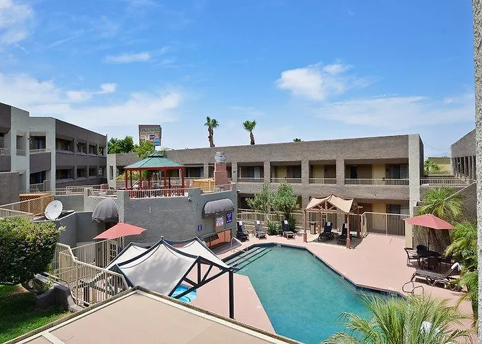 Western Mall Hotel&suites 3* Yuma
