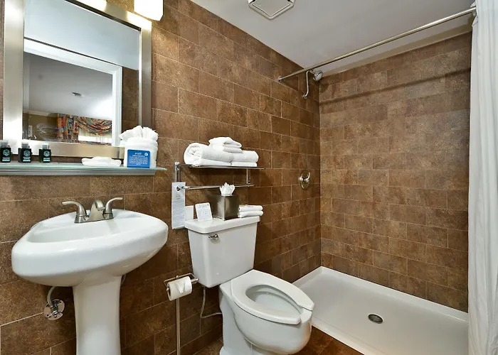 Hotel Western Mall Hotel&suites 3*