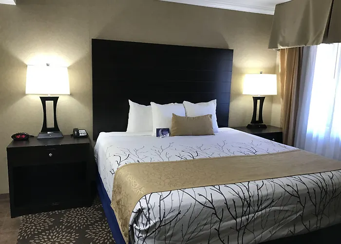Western Mall Hotel&suites 3* Yuma