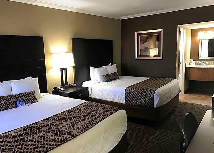Hotel Western Mall Hotel&suites 3*