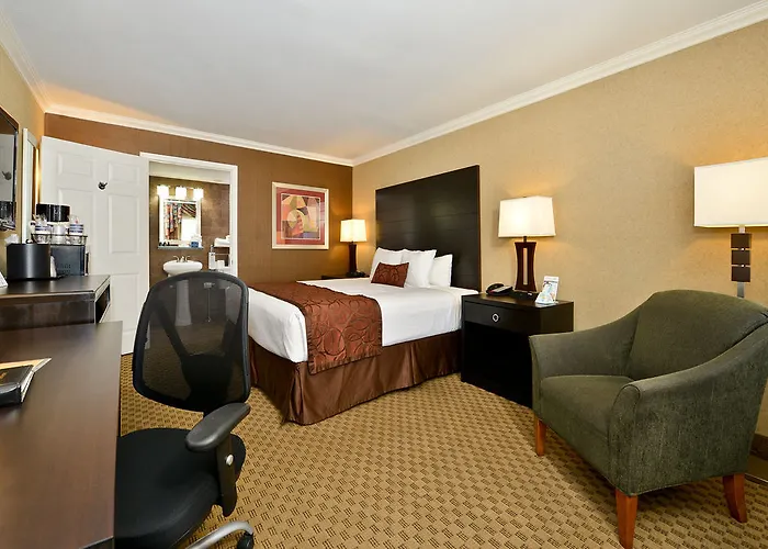Western Mall Hotel&suites