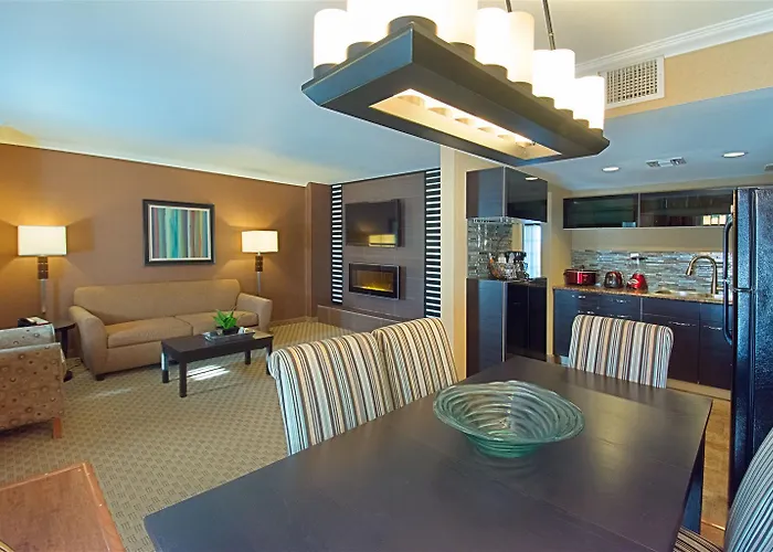 Western Mall Hotel&suites Hotel