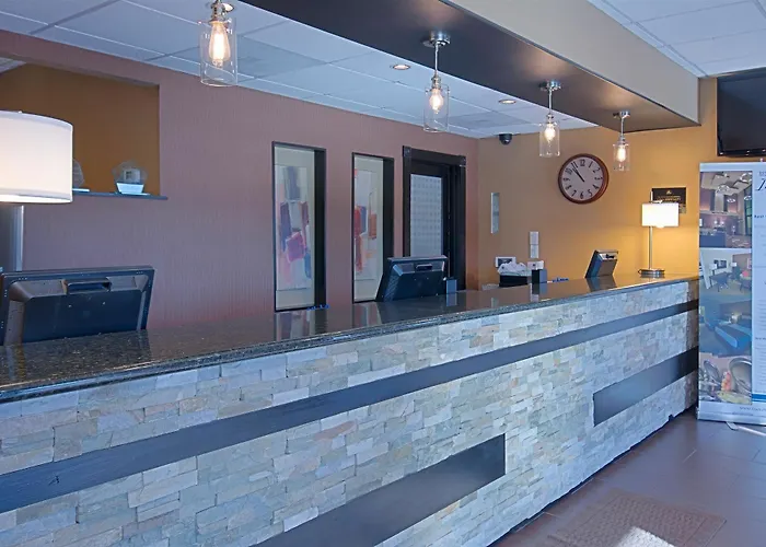 Western Mall Hotel&suites 3*